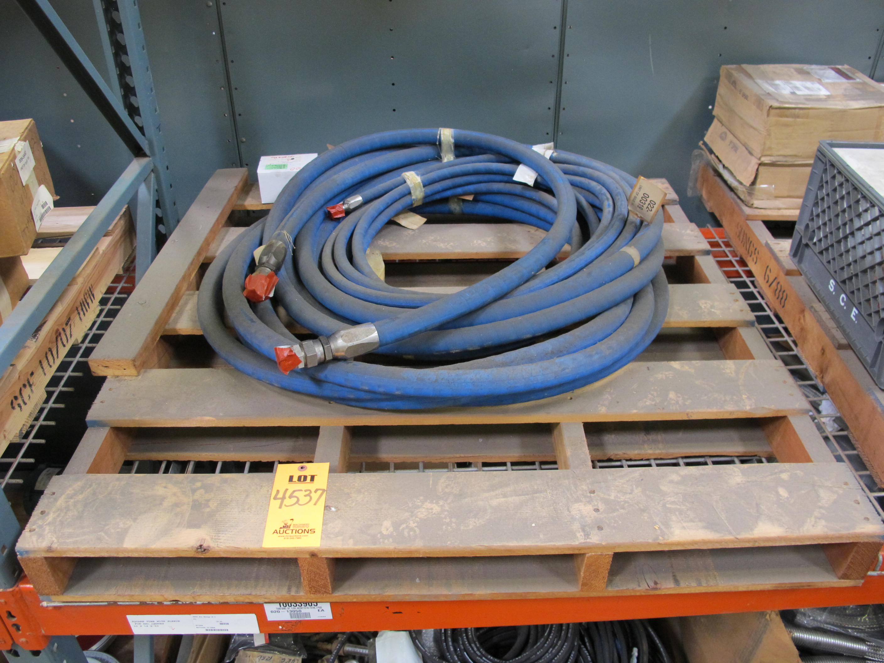 HOSE, 1" SIZE, 316 SS MATERIAL, CATALYST KIND, MALE X FEMALE CONNECTIONS. LOADING & HANDLING FEE $15-4537
